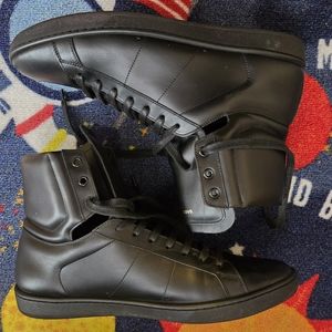 Yves Saint laurent high top black court classic